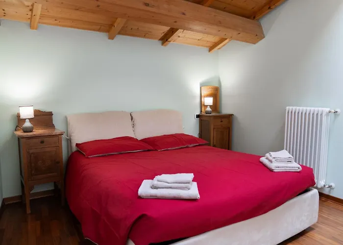 Guesthost - Byron In Historic Center * Ravenna