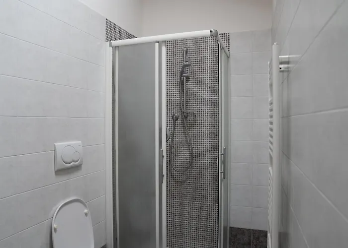 Lägenhet Guesthost - Byron In Historic Center