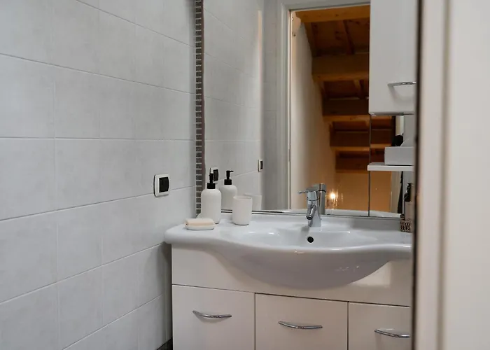 Lägenhet Guesthost - Byron In Historic Center