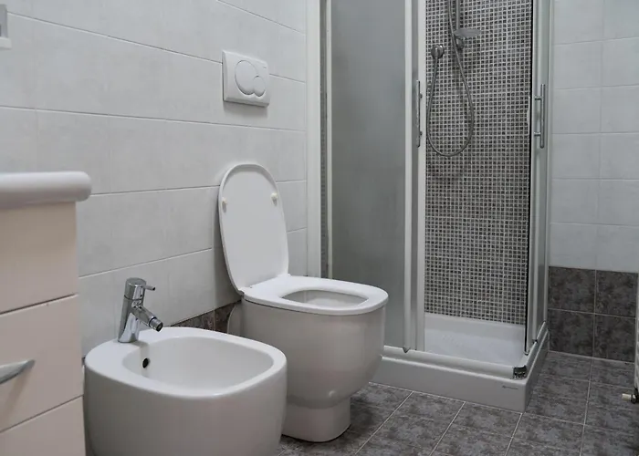 Guesthost - Byron In Historic Center Ravenna